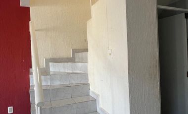 CASA EN RENTA FRACCIONAMIENTO LOMAS DEL SAUCE