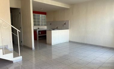 CASA EN RENTA FRACCIONAMIENTO LOMAS DEL SAUCE