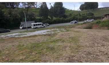 Venta de Lote Comercial Sobre Carretera Las Palmas Vía Principal