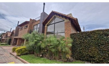 Se renta hermosa casa en Guaymaral