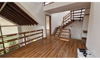Se renta hermosa casa en Guaymaral