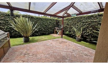 Se renta hermosa casa en Guaymaral
