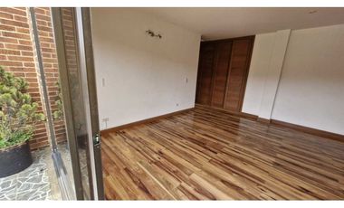 Se renta hermosa casa en Guaymaral