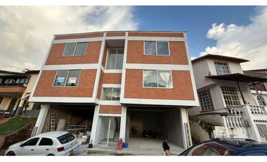 SE VENDE APARTAMENTO EN PRADERA ALTA PISO 2
