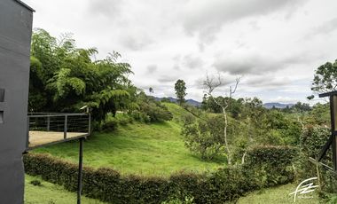 CASA CAMPESTRE EN VENTA EN EL CARMEN DE VIBORAL, ANTIOQUIA