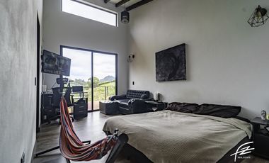 CASA CAMPESTRE EN VENTA EN EL CARMEN DE VIBORAL, ANTIOQUIA