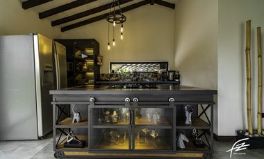 CASA CAMPESTRE EN VENTA EN EL CARMEN DE VIBORAL, ANTIOQUIA