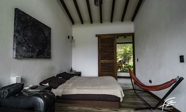 CASA CAMPESTRE EN VENTA EN EL CARMEN DE VIBORAL, ANTIOQUIA