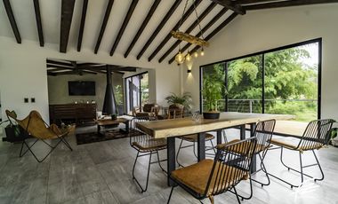 CASA CAMPESTRE EN VENTA EN EL CARMEN DE VIBORAL, ANTIOQUIA