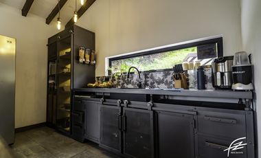 CASA CAMPESTRE EN VENTA EN EL CARMEN DE VIBORAL, ANTIOQUIA