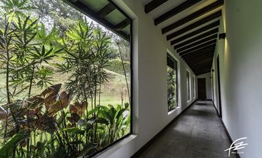 CASA CAMPESTRE EN VENTA EN EL CARMEN DE VIBORAL, ANTIOQUIA