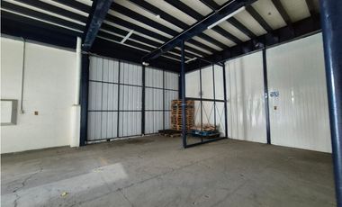 COMPLEJO DE BODEGAS 9.616 m² EN ALQUILER – GUAYAQUIL – VA DAULE
