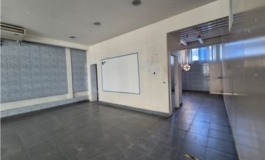 COMPLEJO DE BODEGAS 9.616 m² EN ALQUILER – GUAYAQUIL – VA DAULE