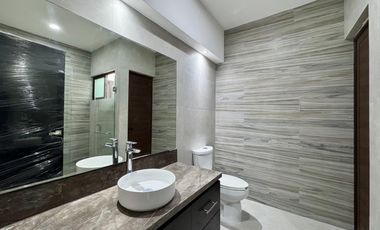 Casa Nueva en Venta Lomas del Dorado