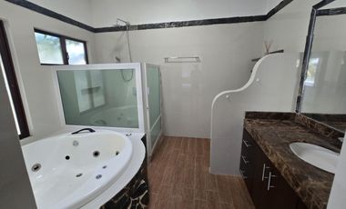 Casa - Residencial Cumbres
