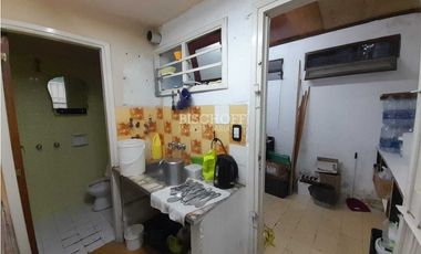 LOCAL COMERCIAL EN VENTA, SOBRE AVENIDA BUENOS AIRES