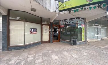 EXCELENTE LOCAL COMERCIAL, SOBRE AVENIDA BUENOS AIRES