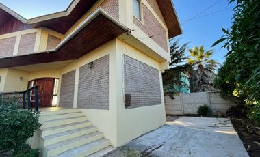 Hermosa casa en El Quisco Norte, vista al mar