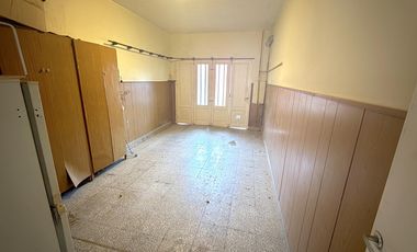 Casa + Oficina en Centro de Venado Tuerto con Potencial de Desarrollo.
