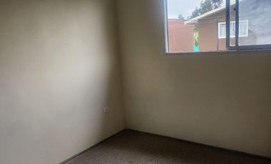 Se arrienda casa pareada Condominio Llanos de La Cruz