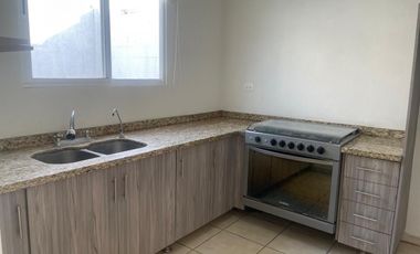 Casa En Renta En Pontevedra, Tlajomulco.