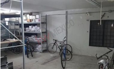 Local en esquina en Renta