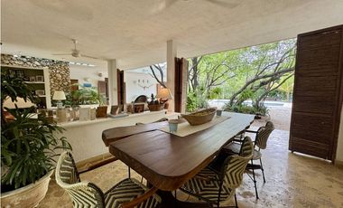 Casa Campestre con piscina en venta en Santa Marta