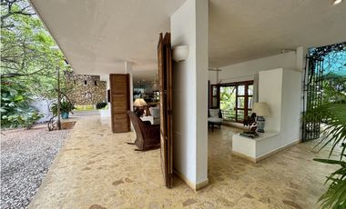 Casa Campestre con piscina en venta en Santa Marta