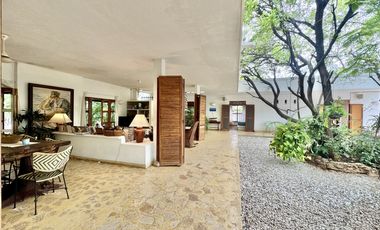 Casa Campestre con piscina en venta en Santa Marta