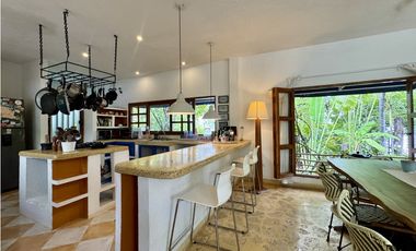 Casa Campestre con piscina en venta en Santa Marta