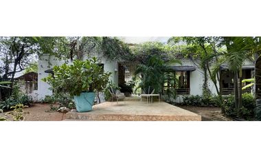 Casa Campestre con piscina en venta en Santa Marta