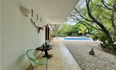 Casa Campestre con piscina en venta en Santa Marta