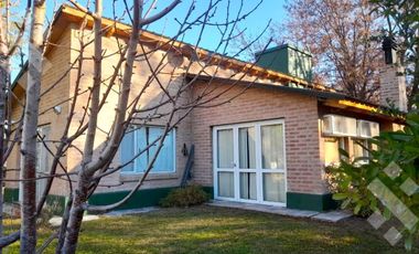 CASA AMOBLADA, EN ALQUILER, ARROYITO COUNTRY CLUB - SENILLOSA, NEUQUÉN