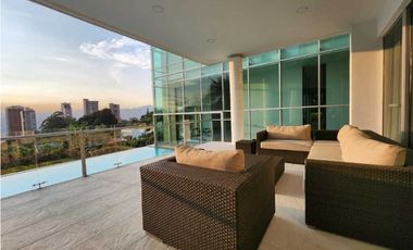 Venta lujosa Casa Poblado Balsos DL 9049400