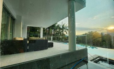 Venta lujosa Casa Poblado Balsos DL 9049400