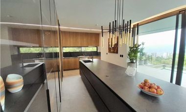 Venta casa Poblado Amoblada Balsos DL 8971922