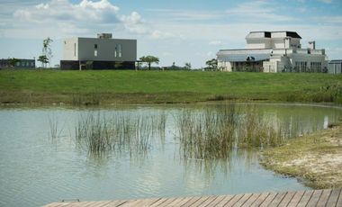 Lote a la laguna - San Sebastian - Area 7