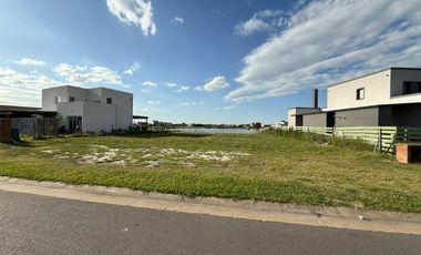 Lote a la laguna - San Sebastian - Area 7