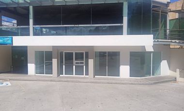 Local comercial en Renta -  PLAZA PASEO DIAMANTE Lomas Verdes -