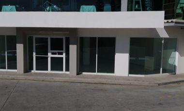 Local comercial en Renta -  PLAZA PASEO DIAMANTE Lomas Verdes -