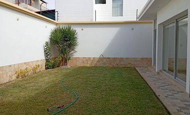 Casa exclusiva de 456 m² en La Riviera, Piura