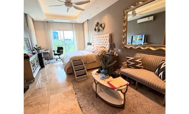 Fairway Estates frente al golf