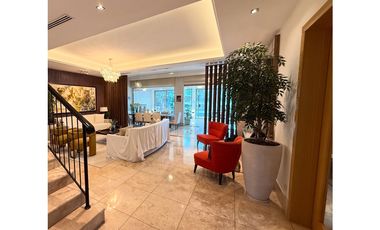 Fairway Estates frente al golf