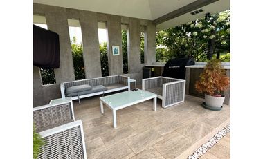 Fairway Estates frente al golf