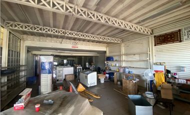 LOCAL COMERCIAL / CERRO VIENTO / 360M / DIVISION / DOS NIVEL / ESQUINA