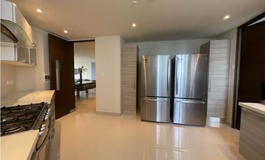 SEA CONFIABLE VENDE APARTAMENTO PH THE REGENT EN SAN FRANCISCO