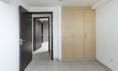 Remate: Venta de Apartamento en Carrasquilla, PH Premium