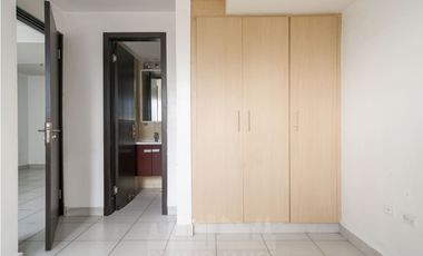 Remate: Venta de Apartamento en Carrasquilla. PH Premiun
