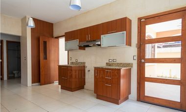 Remate: Venta de Casa Costa Sur, PH El Doral