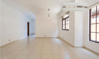 Remate: Venta de Casa Costa Sur, PH El Doral